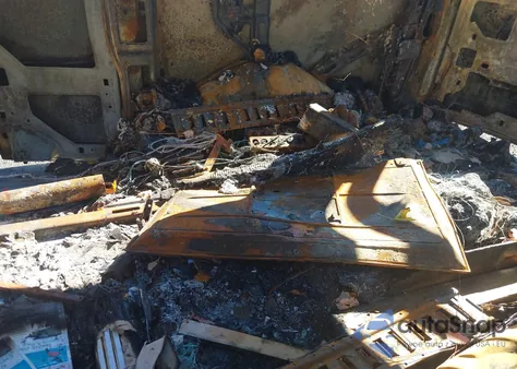 2006 Chevrolet Express Ls from USA, damaged, VIN 1GNFG15X961157246